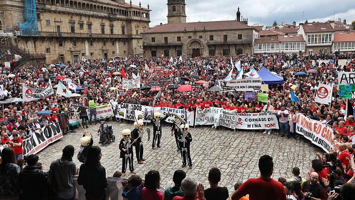 Protesta contra la reapertura de la mina de Touro, en junio de 2018 en Santiago. |   // XOÁN ÁLVAREZ