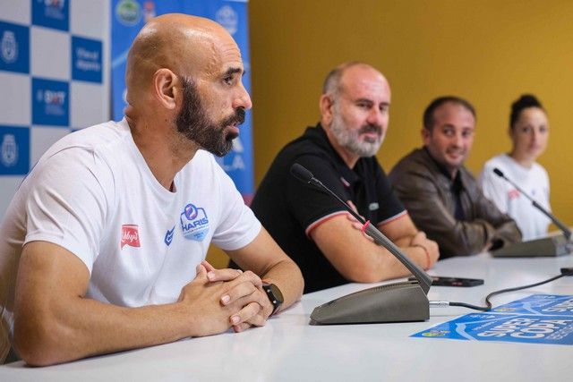 Presentación Supercopa de voleibol femenino