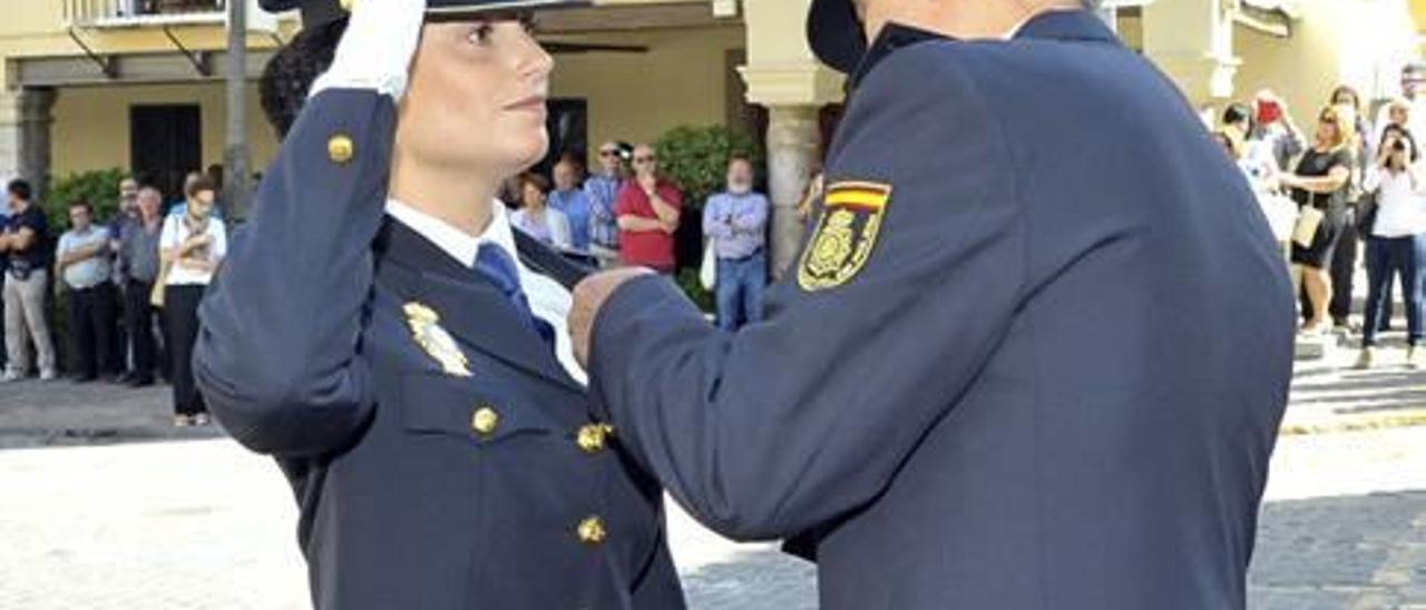 «Soy policía; le salvé la vida sin pensar que podíamos haber caído las dos al vacío»