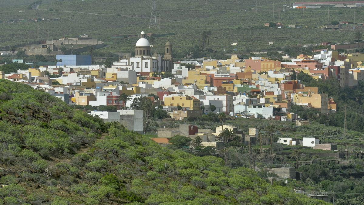 El casco de la Villa, visto desde la montaña de Agüimes.