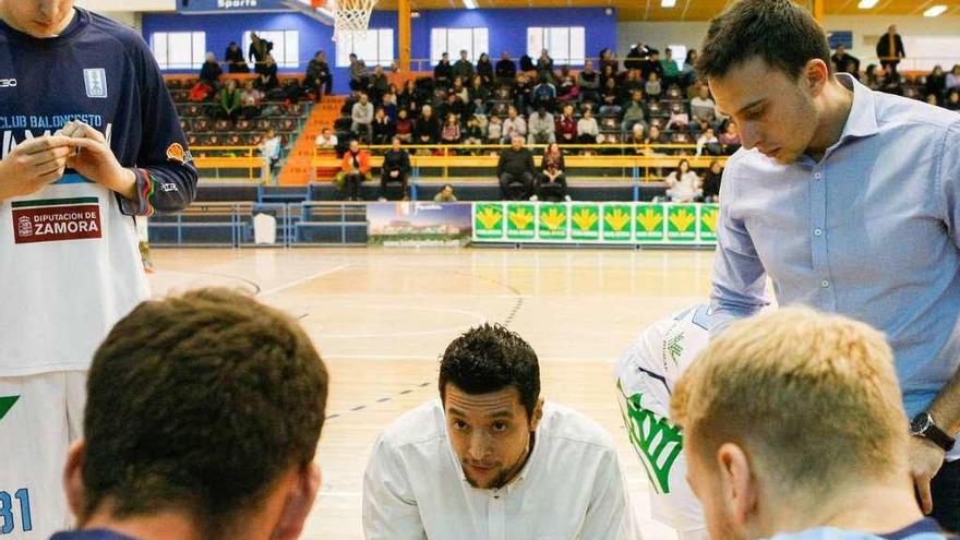 El Aquimisa Queso Zamorano recibe a Hospitalet en una nueva final