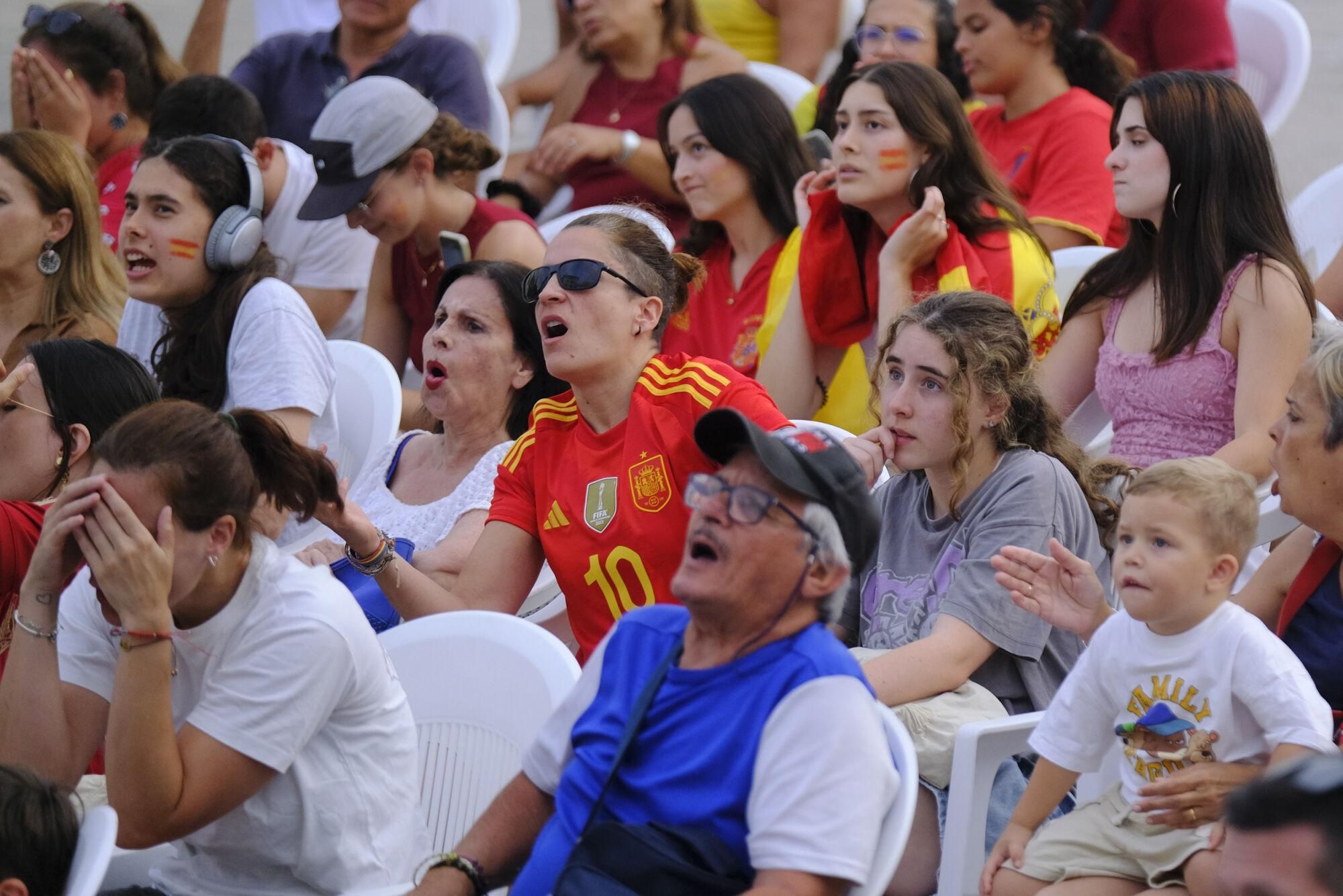 Ambiente de la final de la Eurocopa femenina de fútbol 