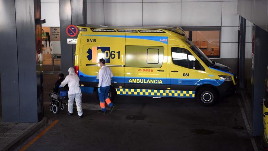 Una mujer muere tras caer de un quinto piso a un patio en A Coruña