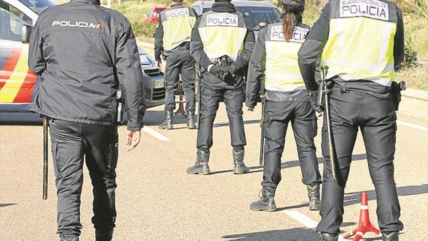 Academias llenas para ser policía o guardia civil