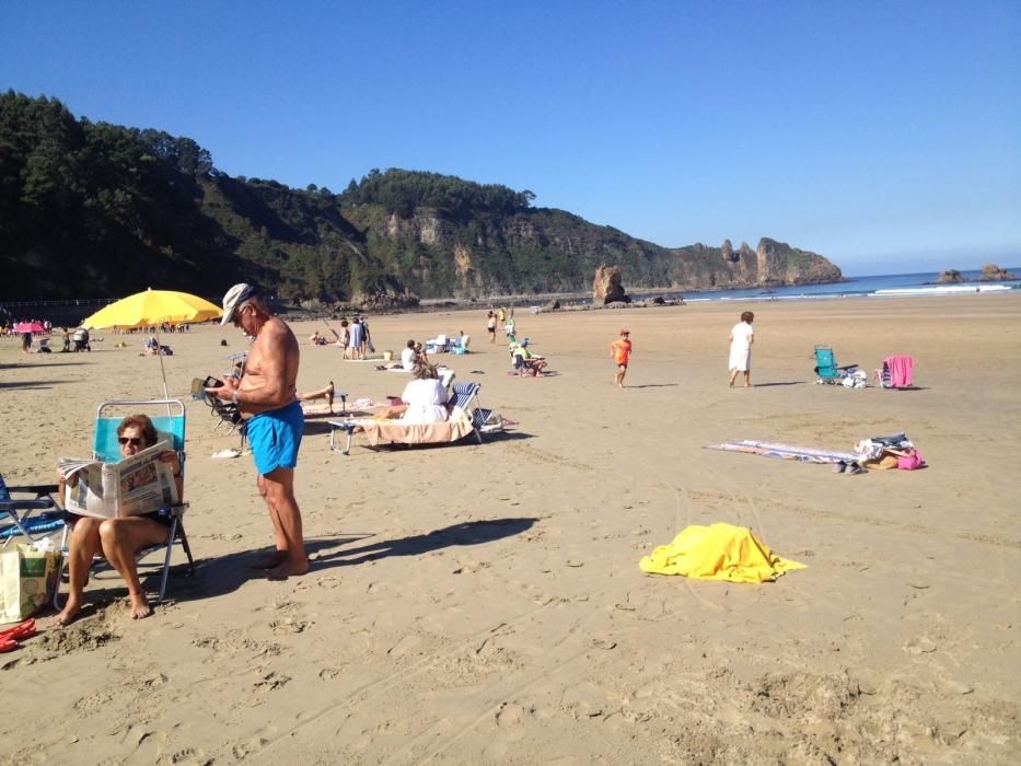 Jornada de playa en Muros del Nalón y Villaviciosa