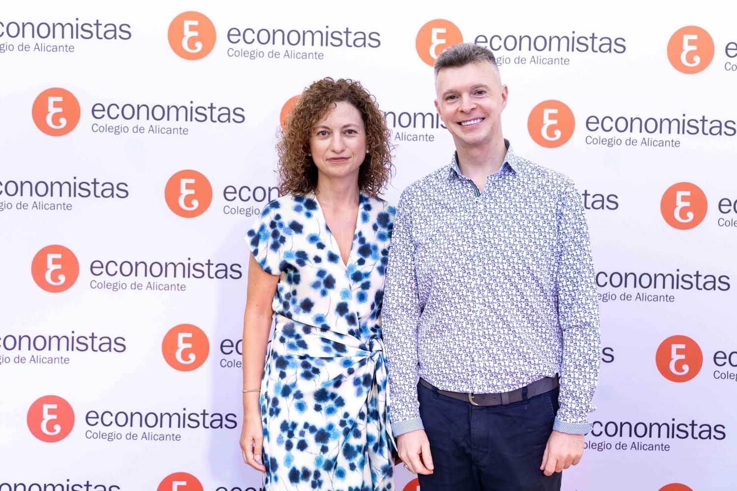 Los Economistas de Alicante celebran su cena anual en honor a su patrón