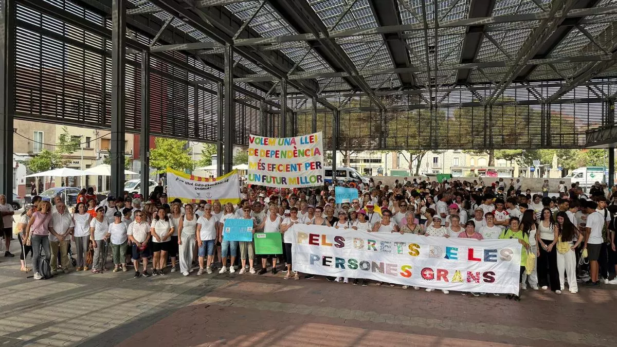 L'Alt Empordà torna a caminar pels drets de les persones grans