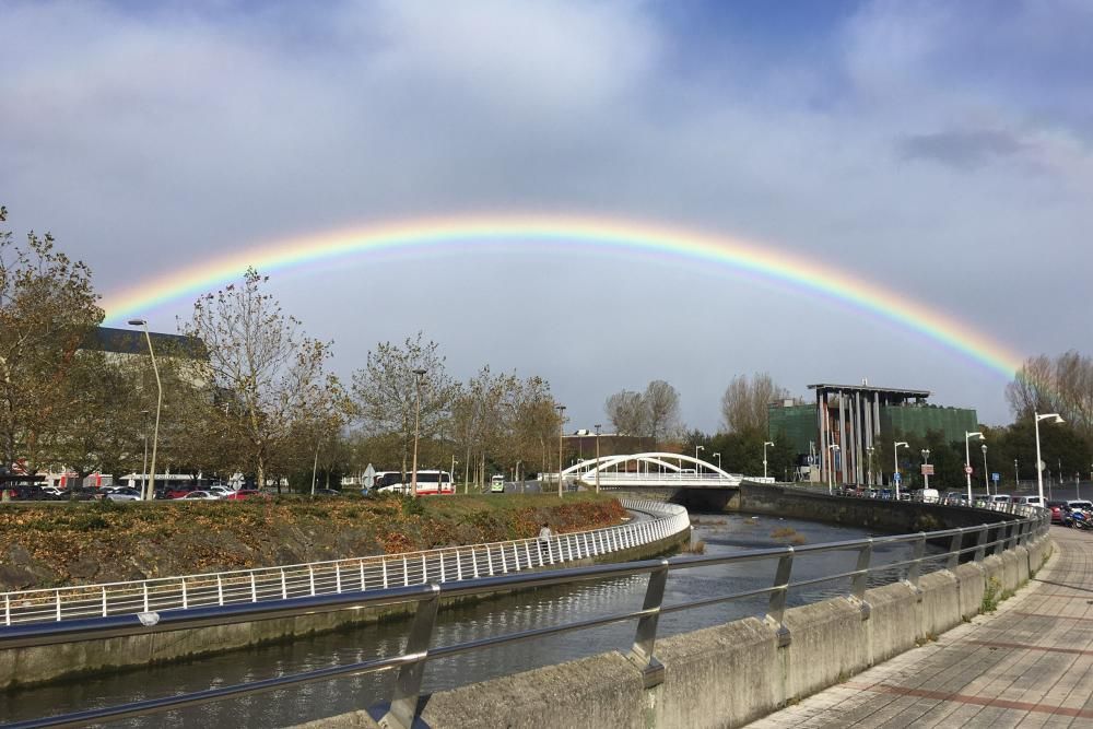 Espectacular arcoiris en Gijón tras "Amelie"