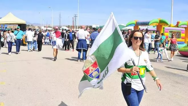 El autobús del Elche CF llega a València para jugar contra el Levante