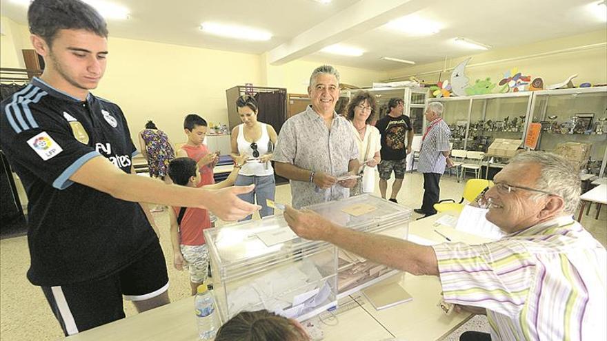 Los partidos de Castellón fían a la campaña remontar el resultado del primer sondeo