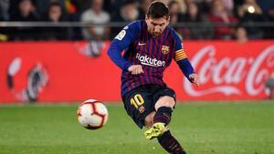 marcosl47610552 barcelona s argentinian forward lionel messi scores during t190403191849