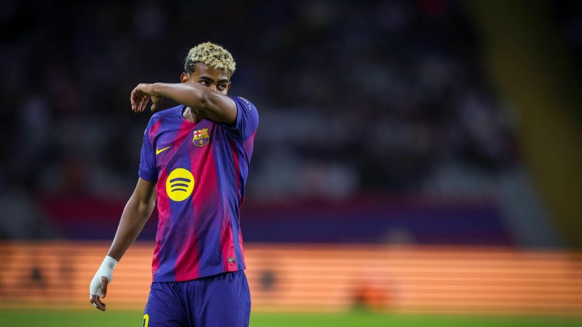 Lamine Yamal in action