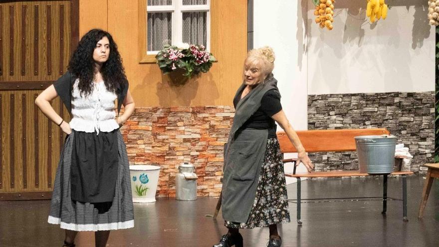 El grupo Carmen López Teatro, gran triunfador en el concurso del Ciclo Costumbrista de Langreo