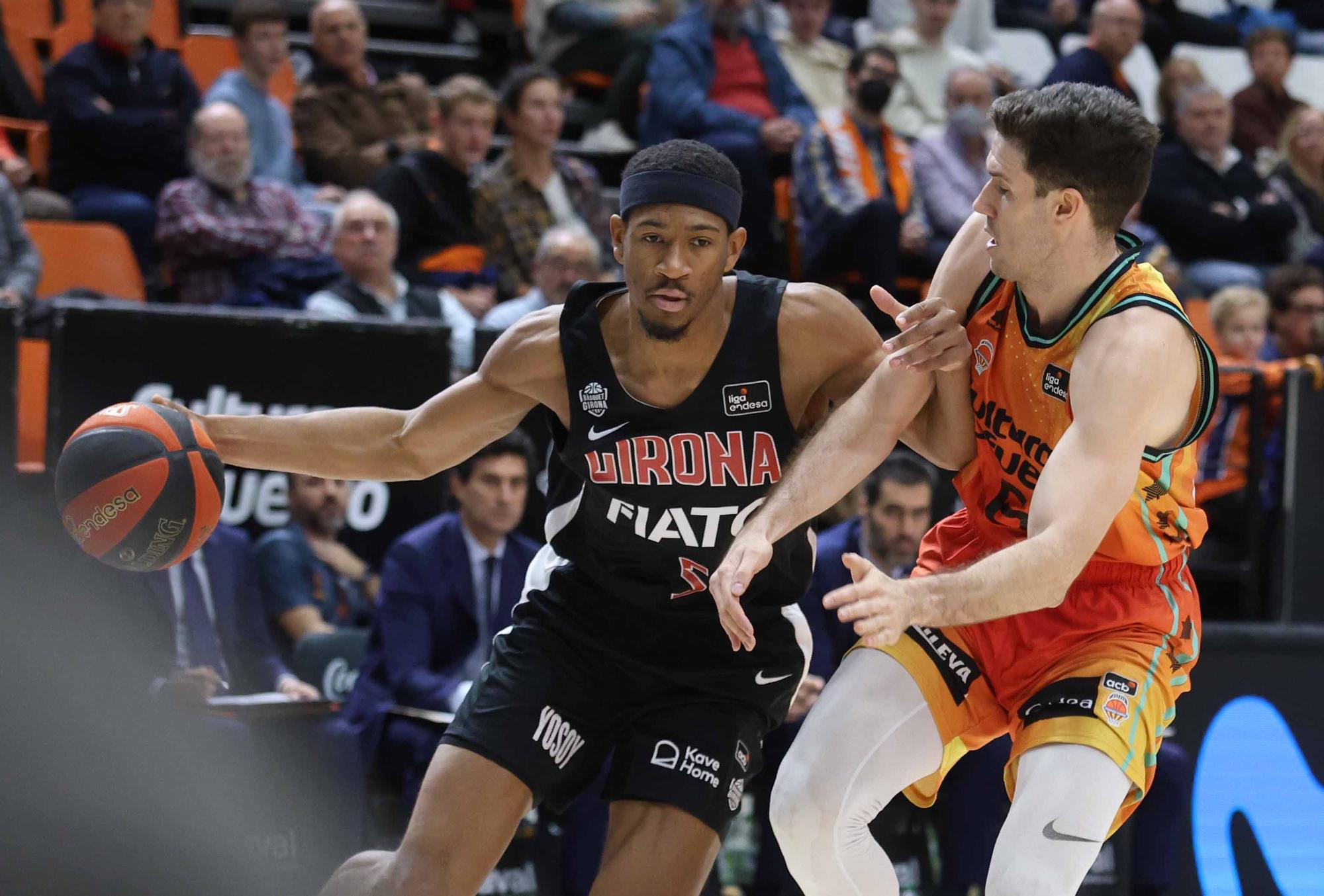 Las mejores imágenes del Valencia Basket - Girona Basketball