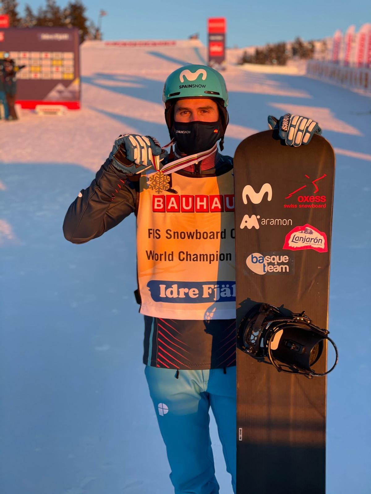 Lucas Eguibar, campió del món de snowboard cross