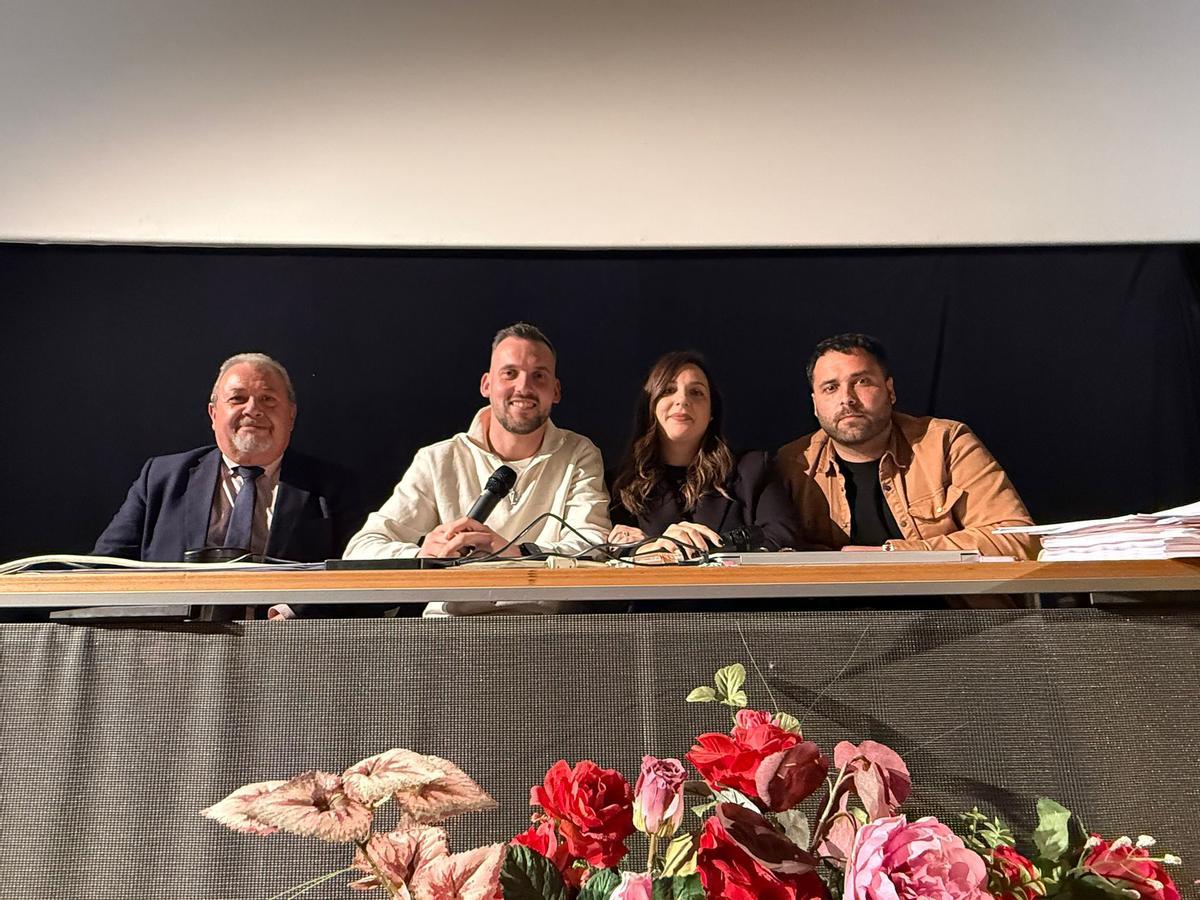 De izquierda a derecha, Miguel Ángel Álvarez, Adrián Torre, Andrea Rodríguez y Bruno Blanco.