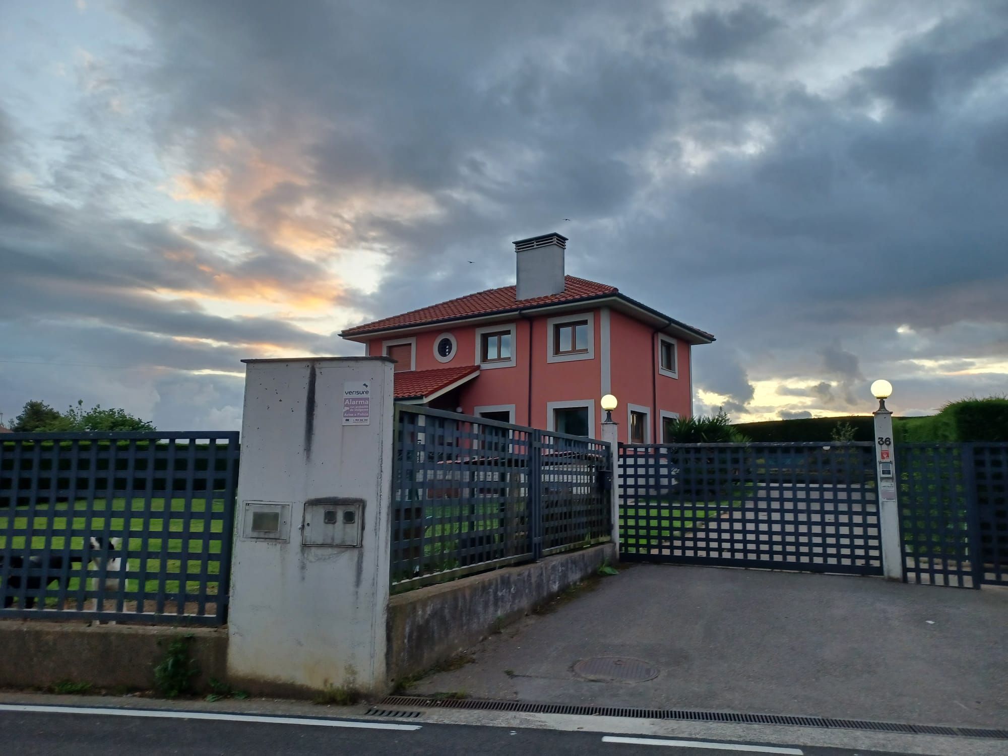 Ables está de moda: la parroquia de Llanera crece con una nueva urbanización y la rehabilitación de casas