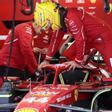 Hamilton hará test con Ferrari
