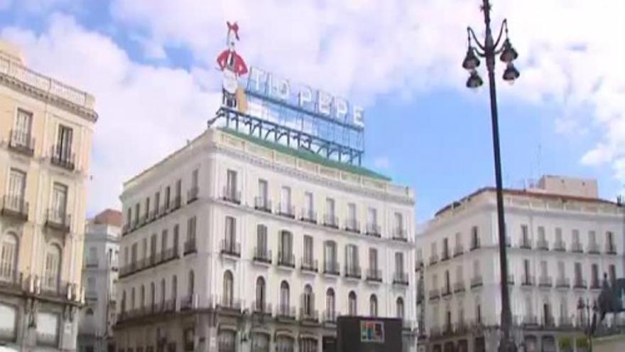 El cartel del Tío Pepe vuelve a la Puerta del Sol