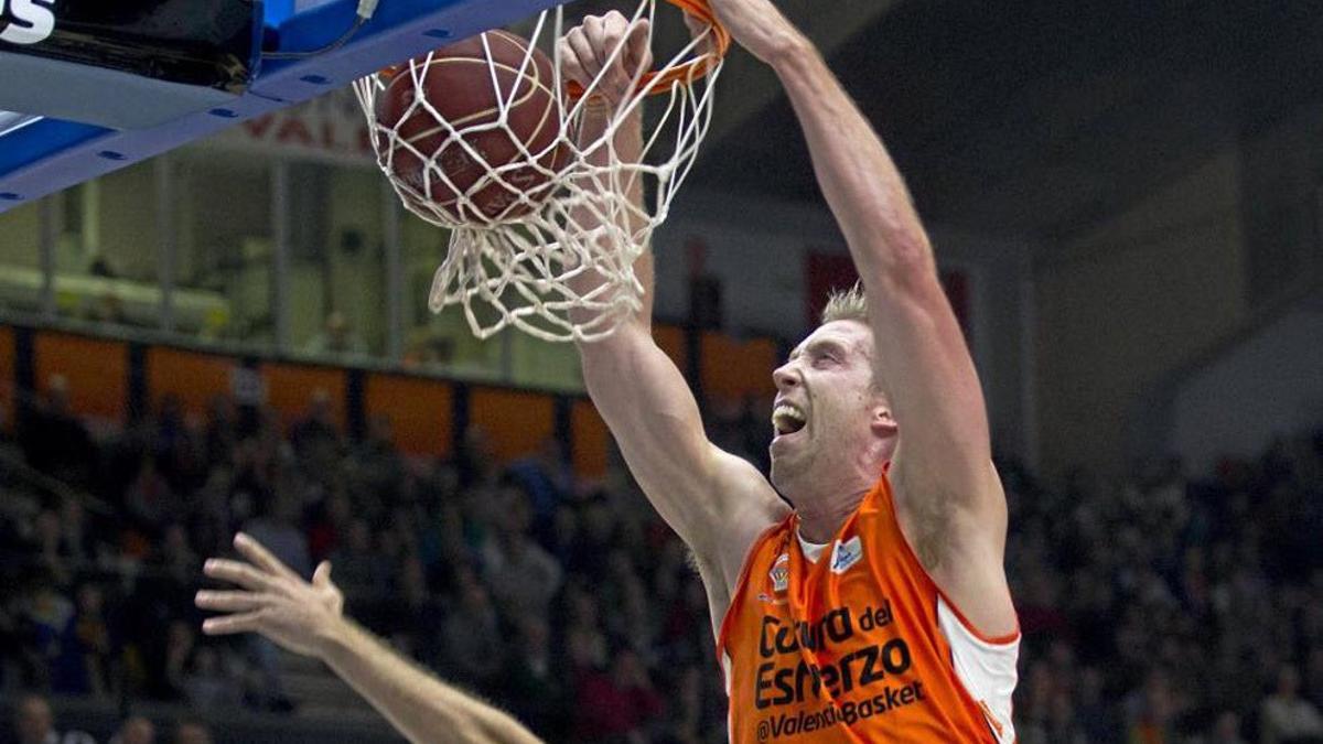 Justin Hamilton, con los colores del Valencia Basket