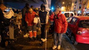 Entitats socials i Generalitat pacten ressituar migrants del B9