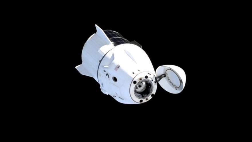 La cápsula con Suni Williams, Butch Wilmore, Aleksandr Gorbunov y Nick Hague tras desacoplarse de la estación internacional. | | NASA