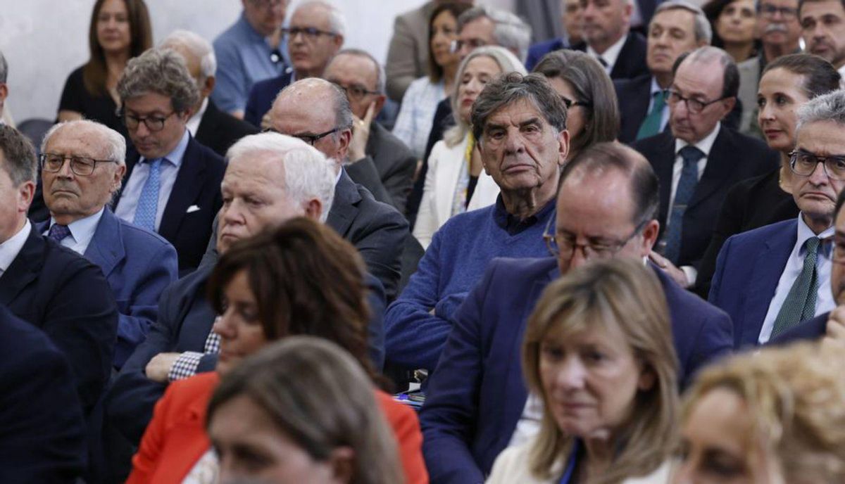 Ramón Avello, José I. Pérez Villamil, Ángel Aznárez y José A. Soto-Jove. | LUISMA MURIAS