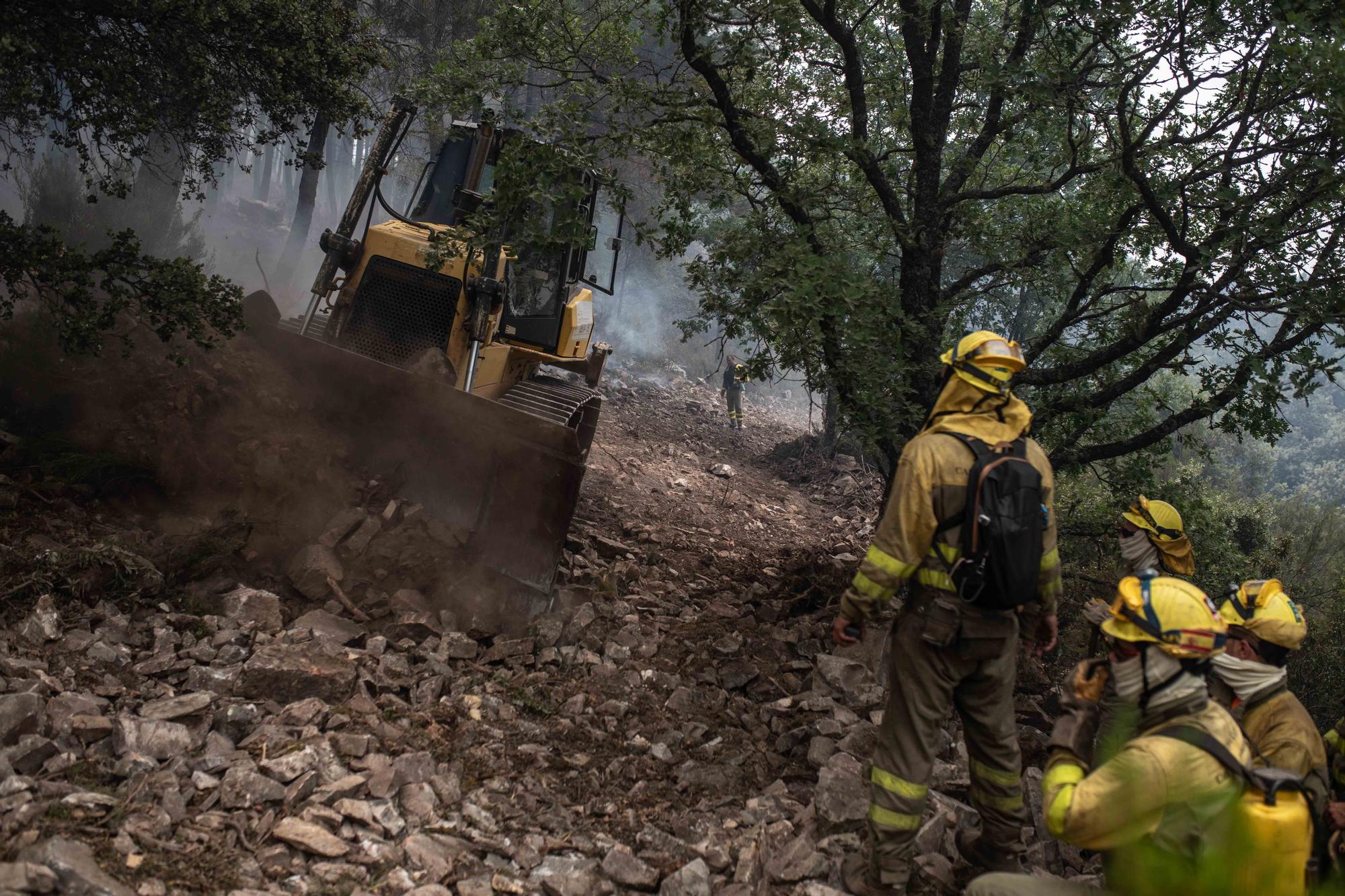 GALERÍA | El incendio de la Sierra de la Culebra, en imágenes