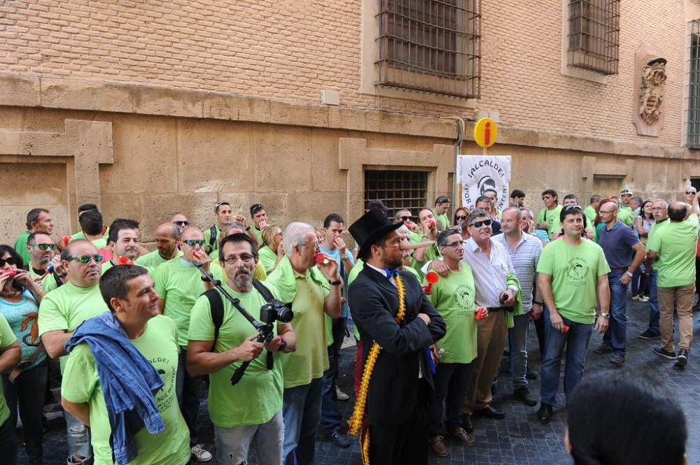 Pleno municipal con protesta