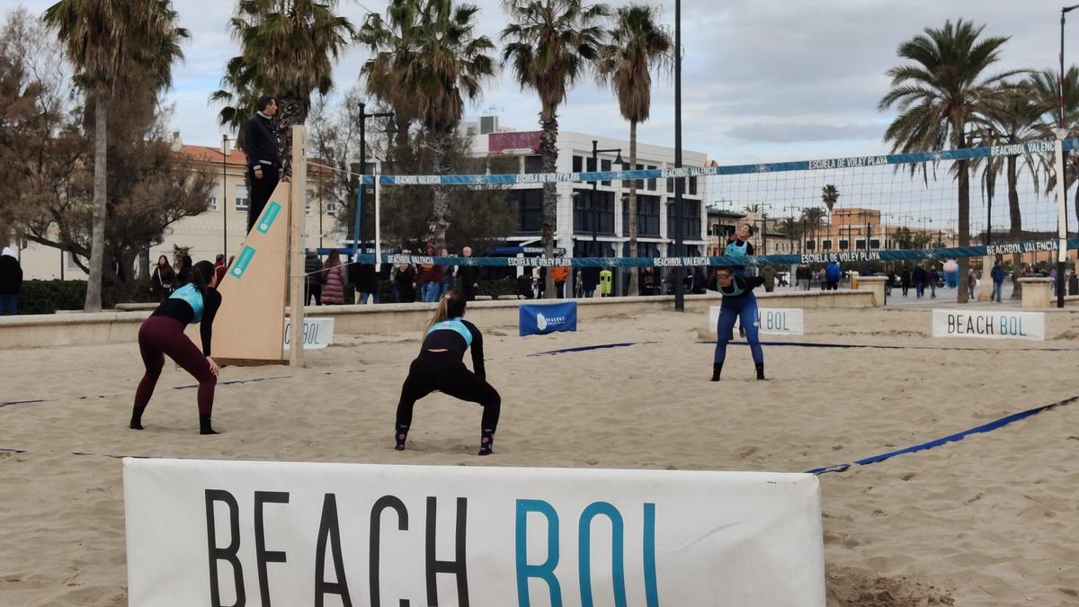 Las instalaciones municipales del Beach Bol Valencia volvieron a ser el escenario de la Liga Nacional de Vóley Playa.