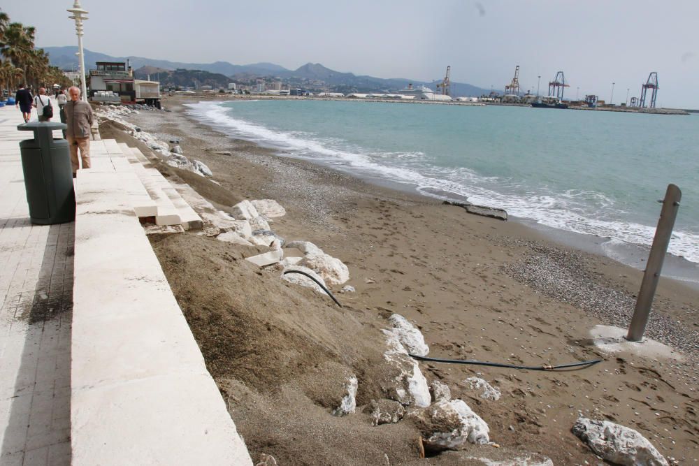 Málaga arregla sus playas tras el temporal
