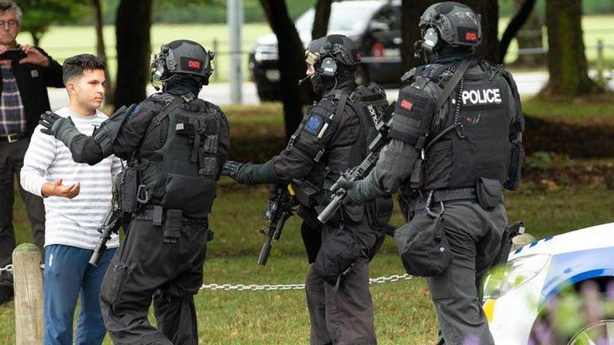 Nueva Zelanda confirma 40 muertos en el tiroteo de las dos mezquitas