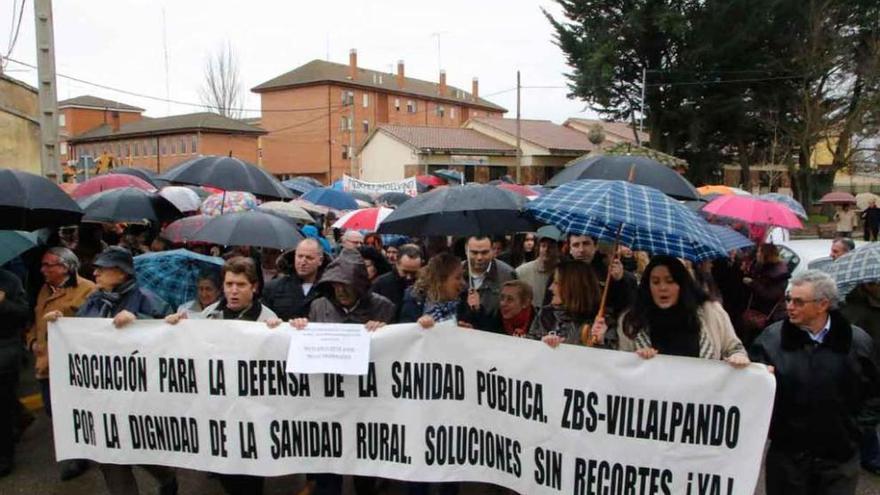 Manifestación en la villa por la sanidad rural convocada por la asociación.