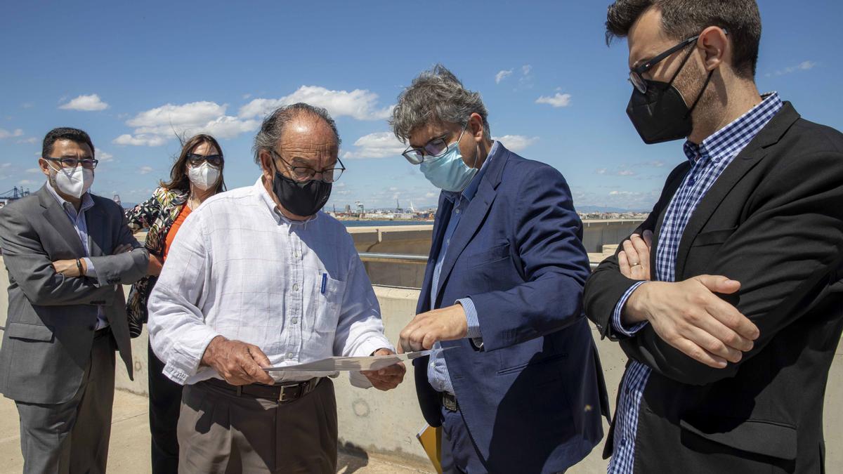 Un momento del encuentro en el Puerto de Valencia.