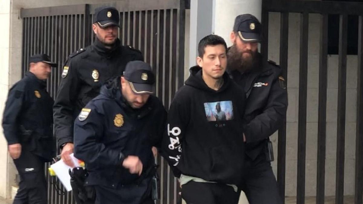 Prisión sin fianza para el acusado del asesinato machista de Ribeira