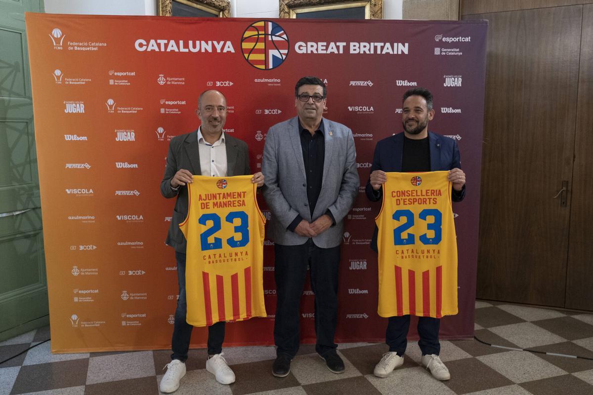 Totes les fotos de la pesentació del Catalunya-Gran Bretanya a l'Ajuntament de Manresa