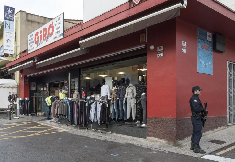 Macroperació policial contra les falsificacions a gran escala a La Jonquera