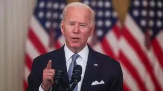 Biden defiende la retirada de Afganistán y culpa del caos a las autoridades del país