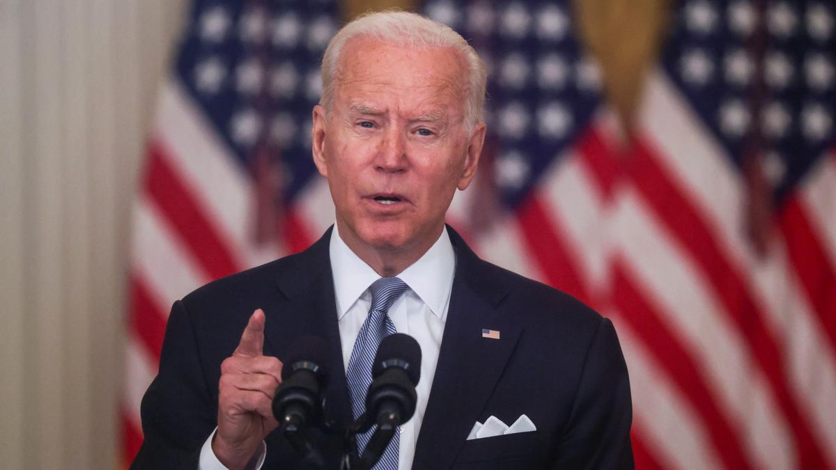Biden defiende la retirada de Afganistán y culpa del caos al Gobierno del país