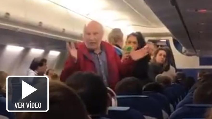 Echan de un avión a una pareja española por no poder comunicarse en inglés