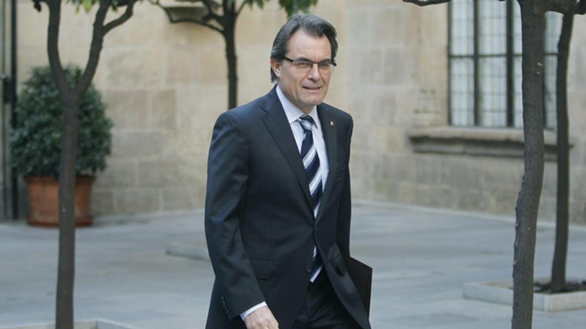 Artur Mas, a su llegada a la reunión semanal del Govern, este martes, en el Palau de la Generalitat.