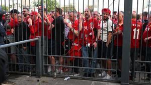 Seguidores del Liverpool, en Saint Dennis.