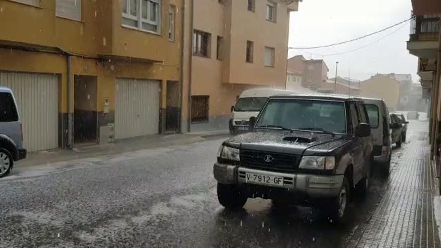 Impresionante granizada en Vilafranca