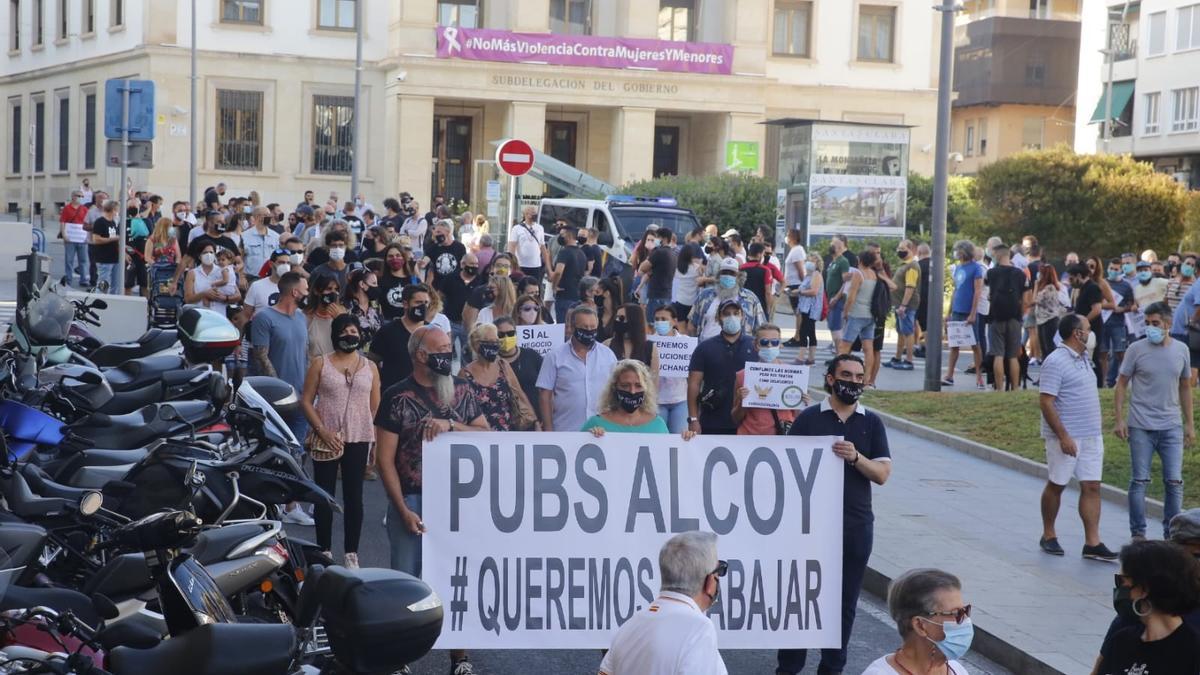 La hostelería clama contra las restricciones por el covid-19 y exige ayudas para «no ir a la ruina»