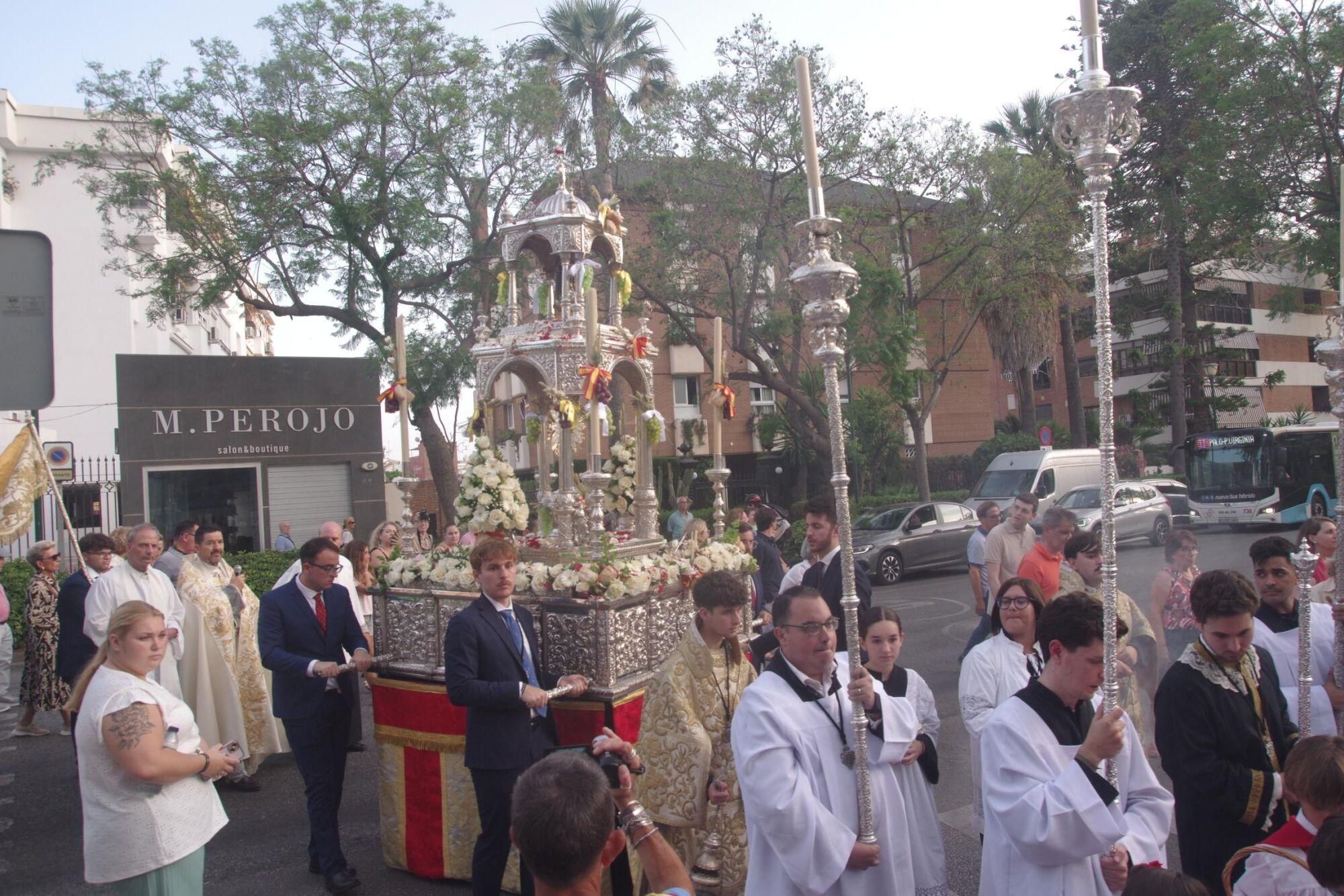 Imágenes de la procesión del Corpus, en Pedregalejo