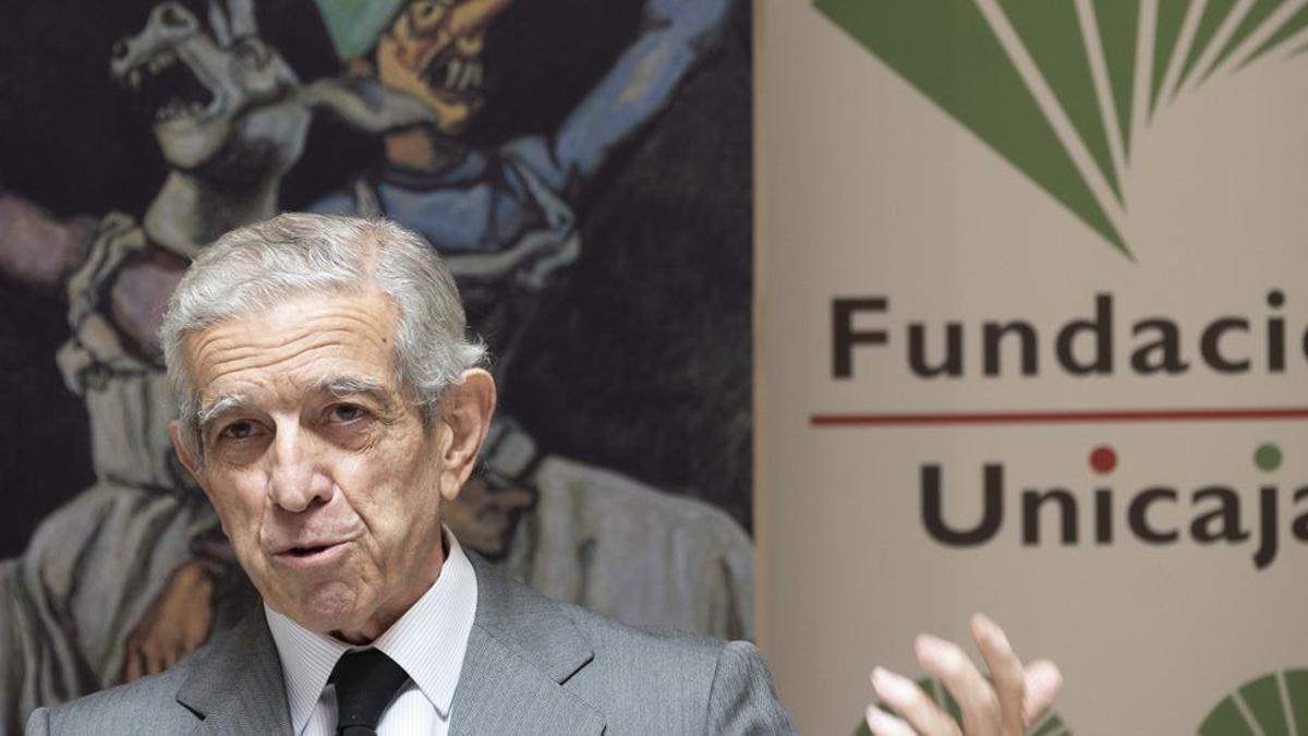 Medel propone para sucederle en la Fundación Unicaja a José Manuel Domínguez.
