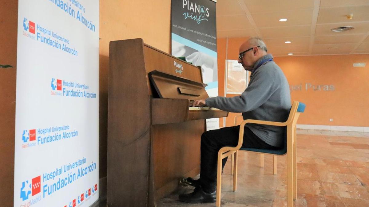 El Hospital público Fundación Alcorcón incorpora un piano para hacer más agradable la acogida y estancia de pacientes y familiares