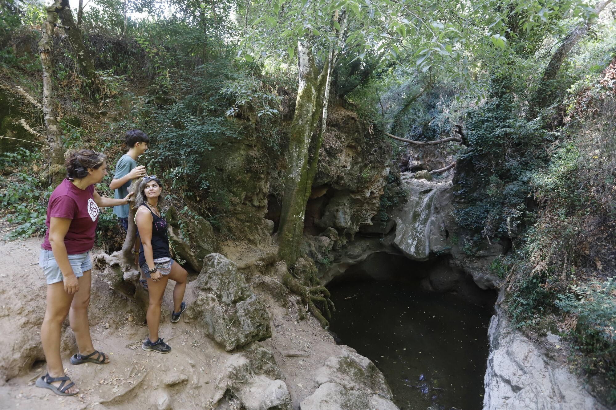 A.J.González Córdoba Trassierra en verano agua Baños de Popea
