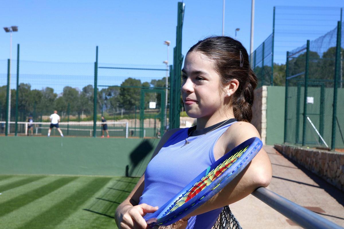 Tennistalent Mia Paunovic will mal Wimbledon gewinnen.