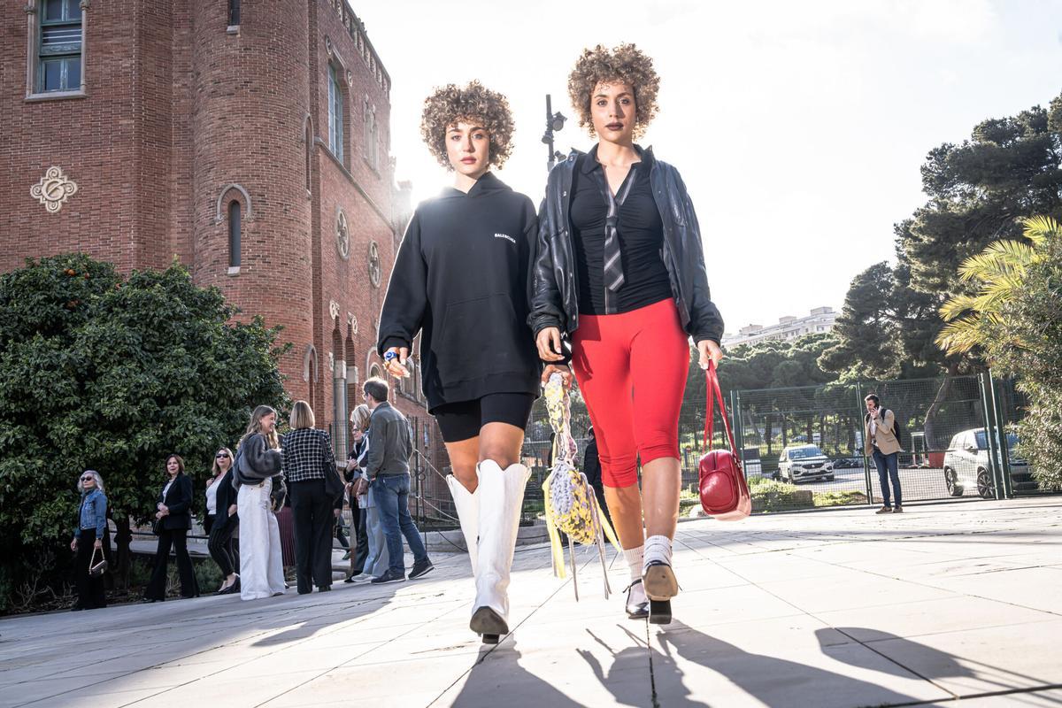 Las hermanas Carla y Berta Tuset, que desfilarán juntas para Custo Barcelona en la 080 Barcelona Fashion